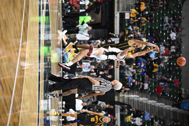 Orchard Lake St Mary's vs North Farmington MHSAA Division 1 title -- Scott Hasse2